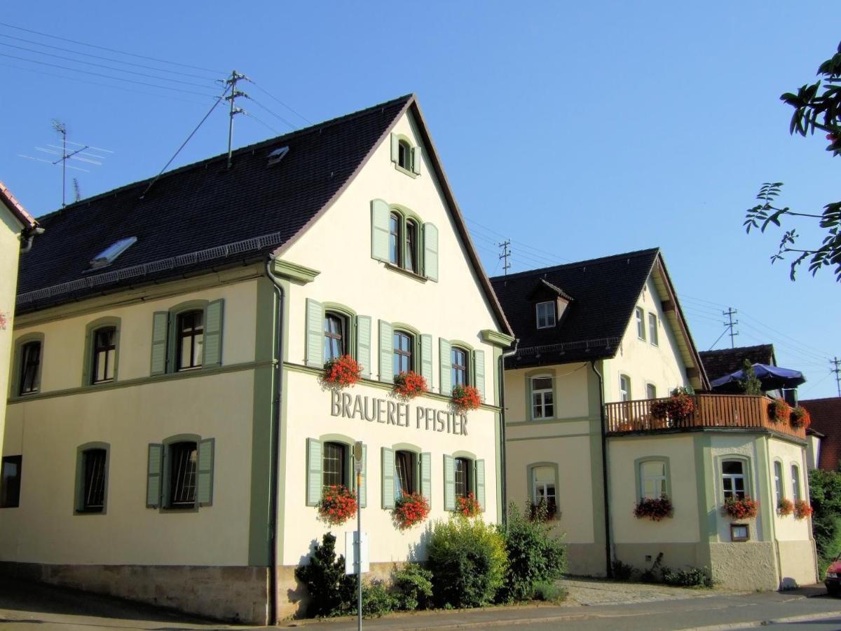 Brauerei-Gasthof Pfister Eggolsheim Exterior foto
